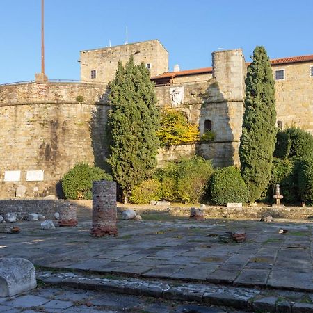 Casa Vacanze Penelope In Centro Storico Trieste Ngoại thất bức ảnh